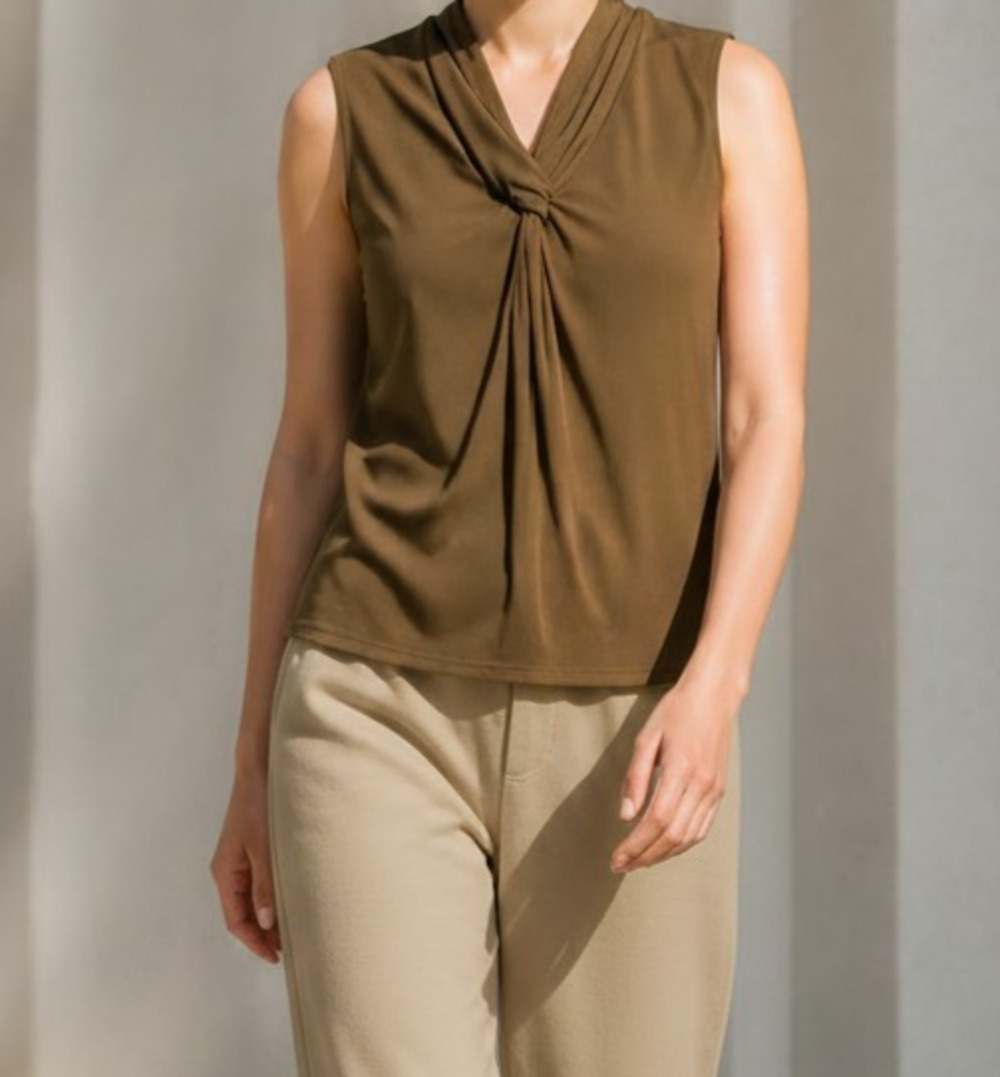 Shannon Ford New York Brown Sleeveless Top Gathered Front Neckline Size XL